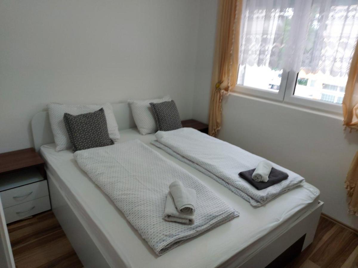 Adam' S Apartment 3 كلادوفو المظهر الخارجي الصورة