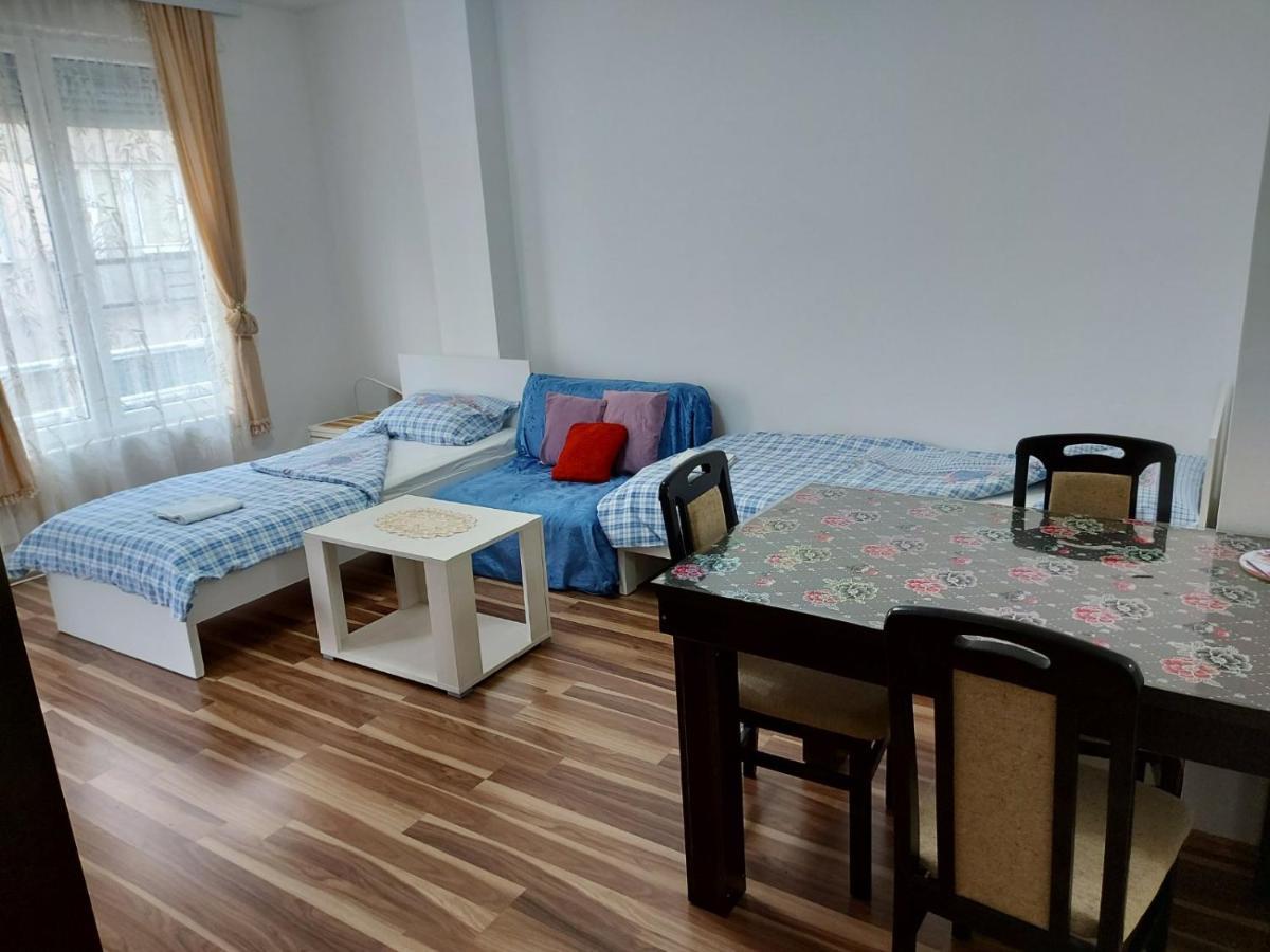 Adam' S Apartment 3 كلادوفو المظهر الخارجي الصورة